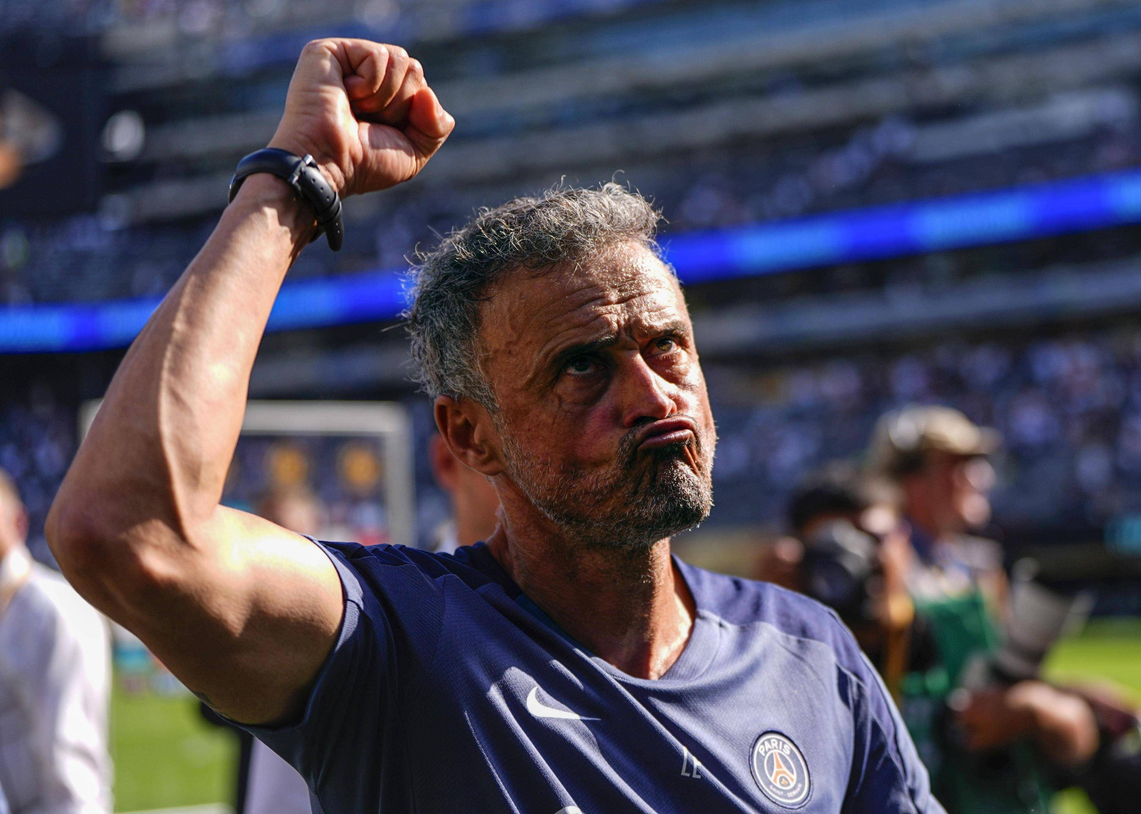 友博体育入口 -赛后里昂备战英超，战术微调细节曝光，震撼外界，医务组通报恢复 